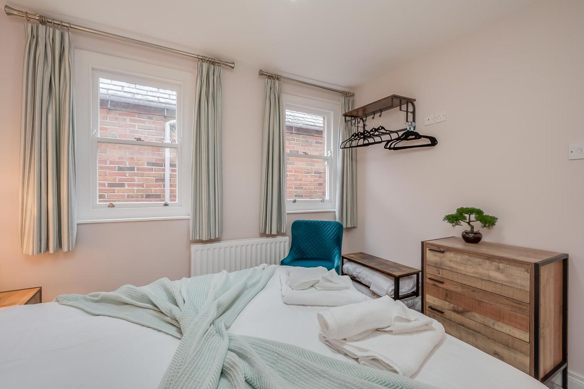Staybynumbers - Belfast City Centre - 3 Bed, 3 Bathroom & Parking Exterior photo