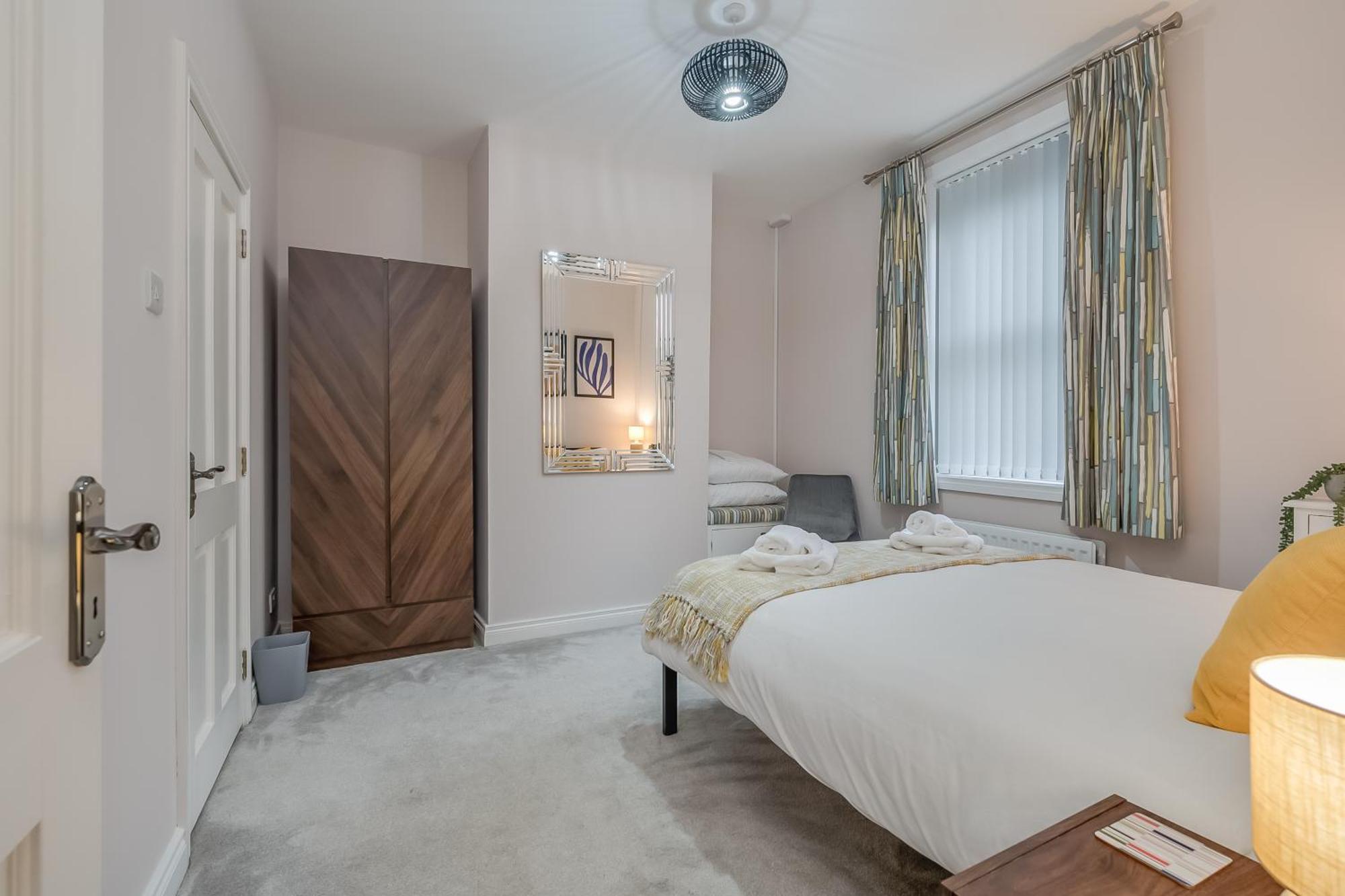 Staybynumbers - Belfast City Centre - 3 Bed, 3 Bathroom & Parking Exterior photo