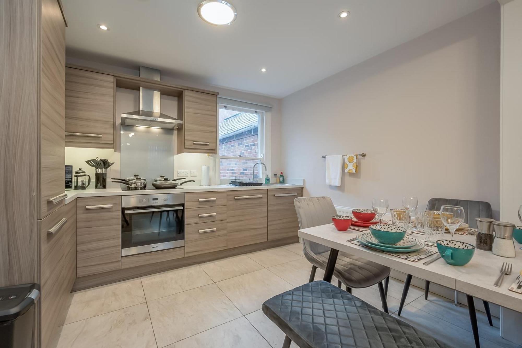 Staybynumbers - Belfast City Centre - 3 Bed, 3 Bathroom & Parking Exterior photo