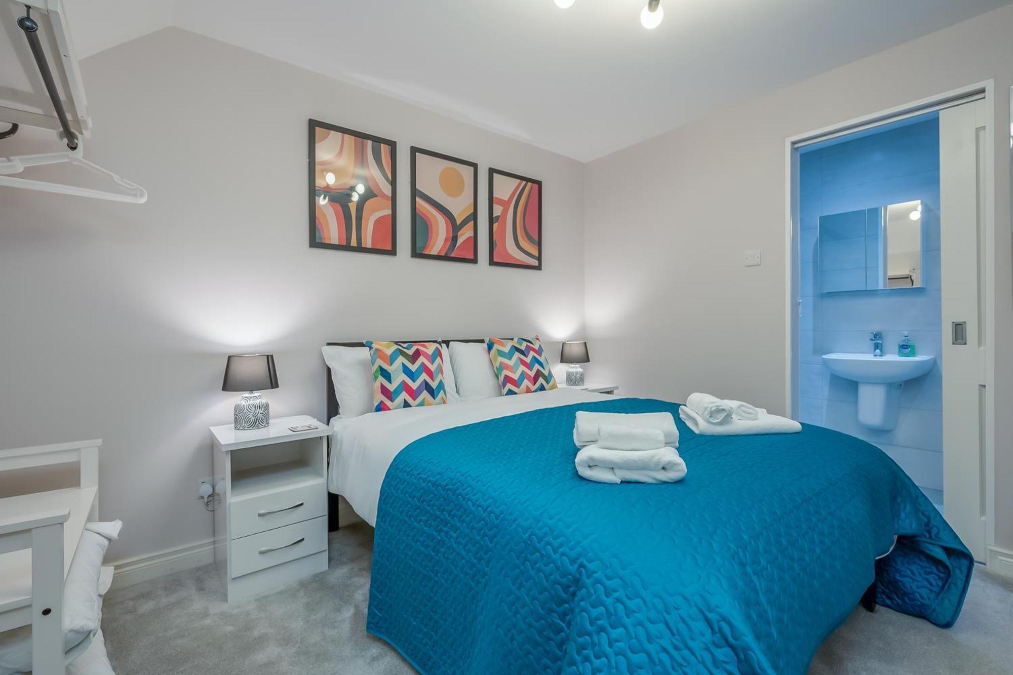Staybynumbers - Belfast City Centre - 3 Bed, 3 Bathroom & Parking Exterior photo